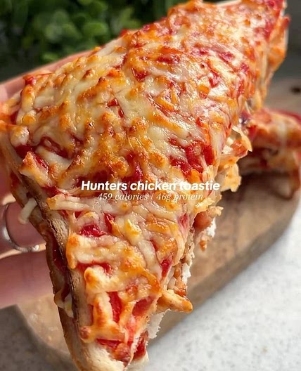 Hunters Chicken Toastie