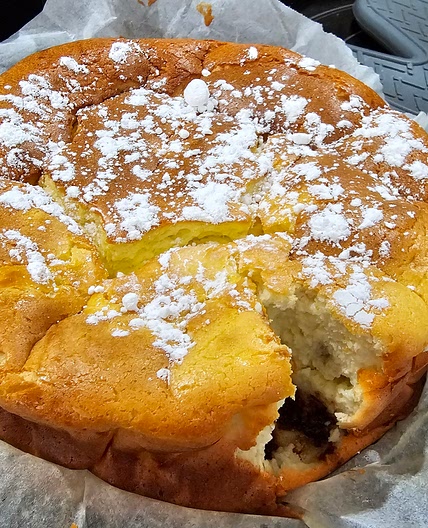 Fluffy cake