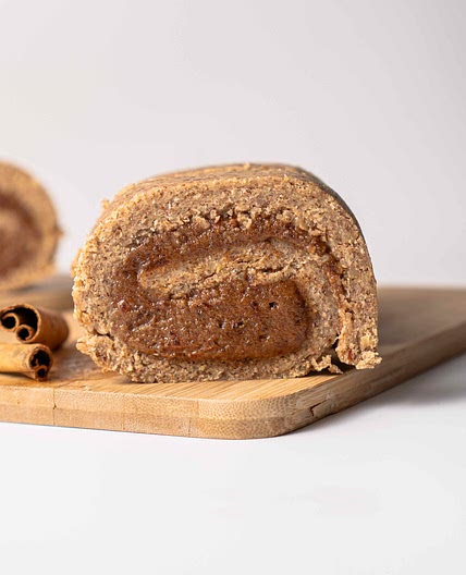 Erewhon raw cinnamon roll copycat