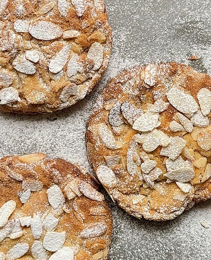 Almond Croissant Cookies