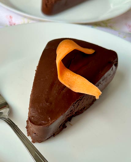 2 Ingredient Chocolate Cake 