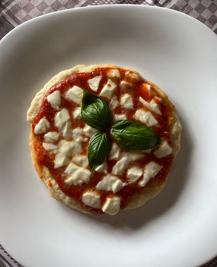 Protein Pizza only 5 ingredients 