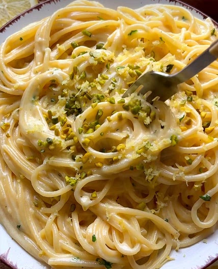Cremige Zitronenpasta