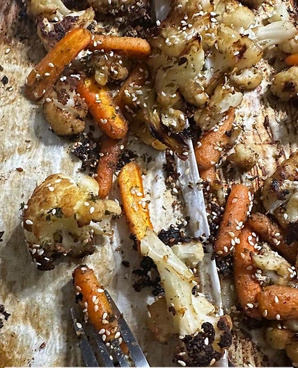 Honey Mustard Sesame Cauliflower &amp; Carrots