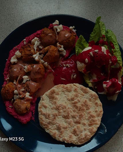 Beet veggie bowl