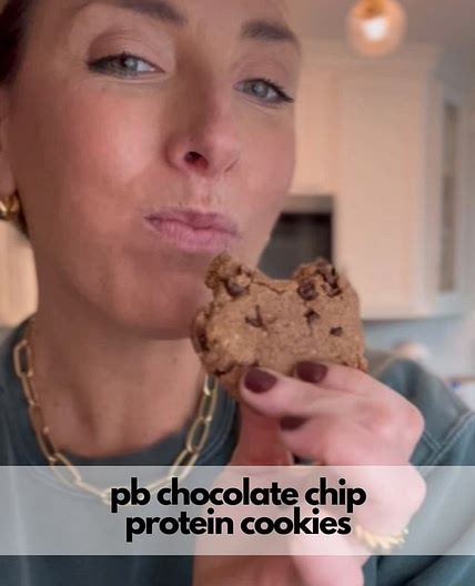 Chocolate chip protein cookies