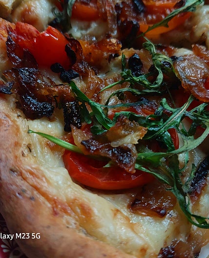 Goat cheese pizza