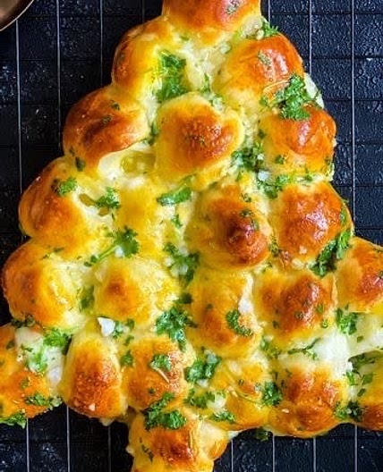 Knoblauch Käse Tannenbaum