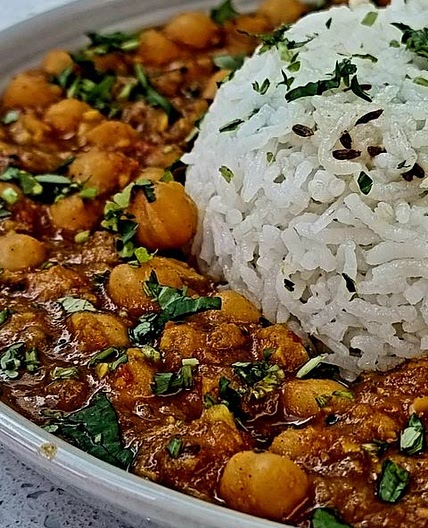 CHANNA (CHICKPEA CURRY) &amp; RICE (VG)