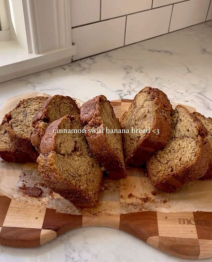 Cinnamon swirl banana bread 