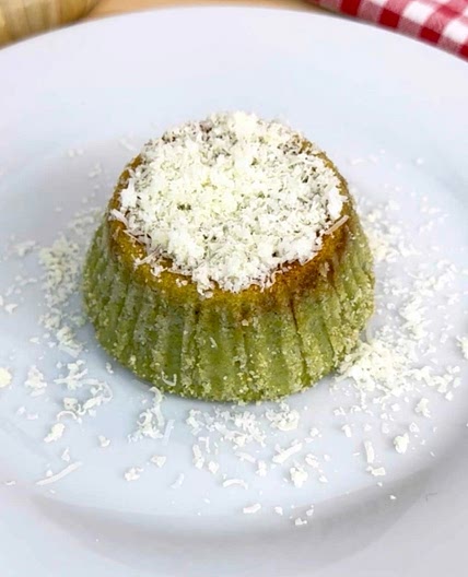 BROCCOLI CAKES