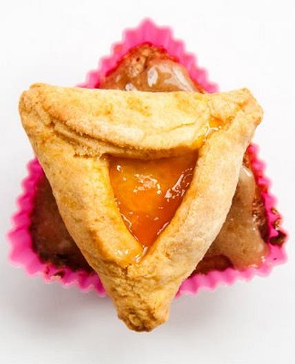 Hamentushen  Triangular Cupcakes