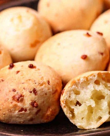 How to Make Argentinian Chipa (Cheese Puffs) - ChainBaker