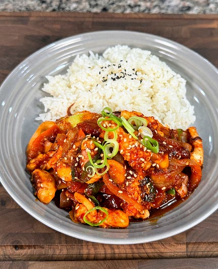 Everyone's favorite Korean sauce + Stir-fried squid🔥