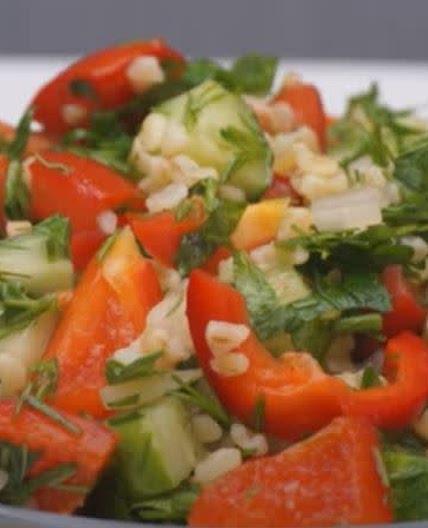Salat s bulgurom