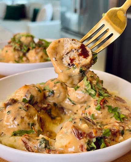 MARRY ME CHICKEN MEATBALLS (gf, df, egg-free)✨ these easy chicke