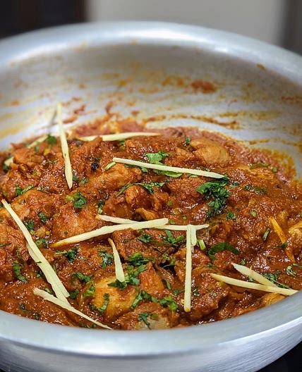 Roadside Dhaba Chicken Curry