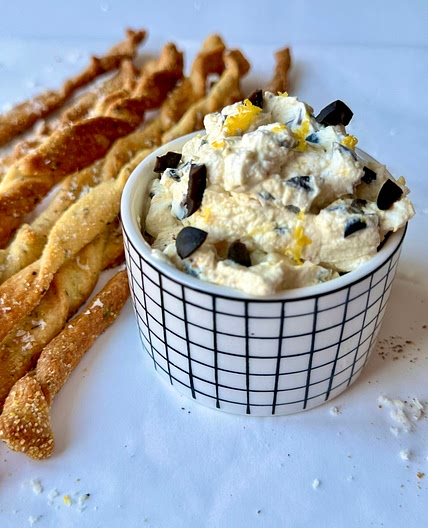 5 Minute Whipped Cream Cheese Dip