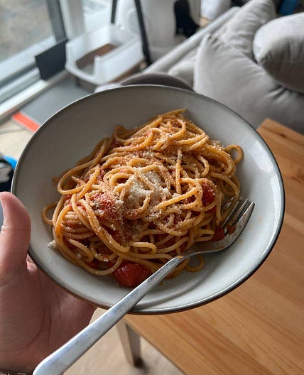 Family meal spaghetti (from The Bear)