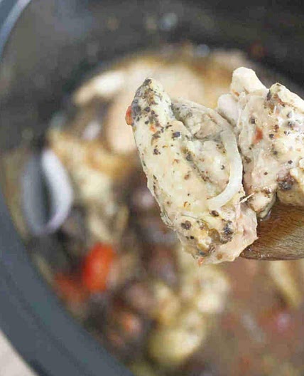Slow Cooker Hunters Chicken