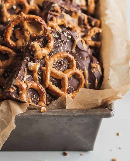 Peanut Butter Pretzel Date Bark