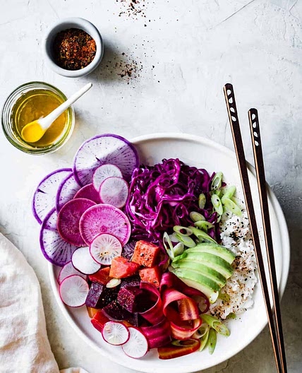 Spiralize Tahini Beet Bowl