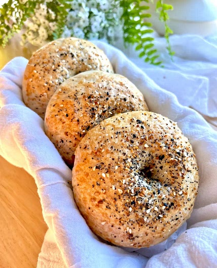 Homemade Fluffy Everything Bagels