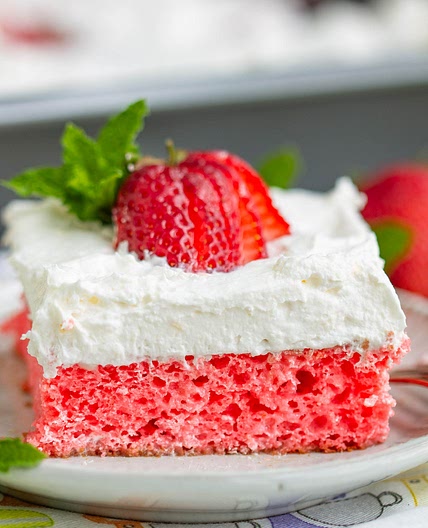 Potluck Strawberry Jello Cake