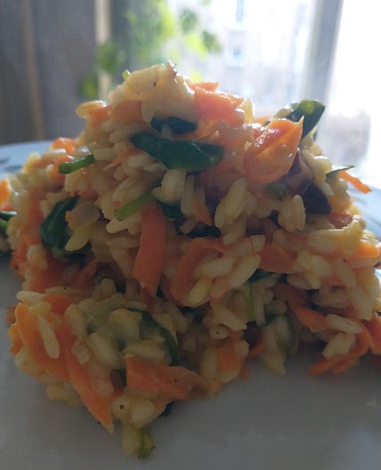 Risotto z marchewką i migdałami