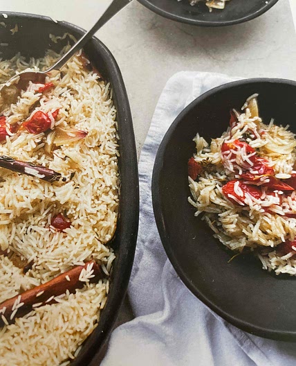 Baked rice with confit tomatoes (Ottolenghi)