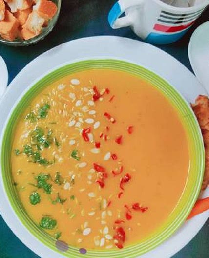 कैरोट जिंजर सूप (Carrot Ginger Soup Recipe In Hindi)