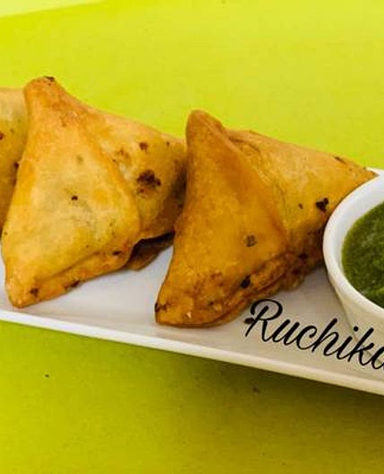 पंजाबी समोसे (punjabi samose recipe in Hindi)