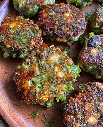 Broccoli feta fritters 