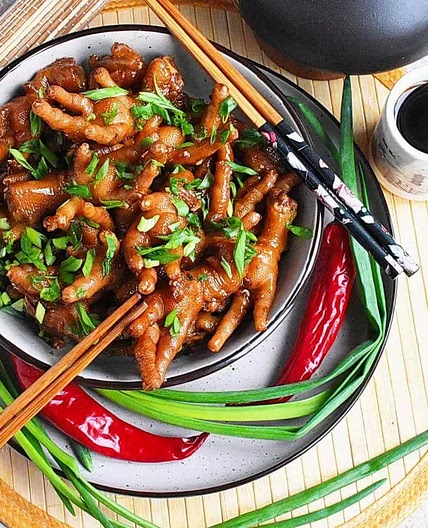 Easy Braised Chicken Feet