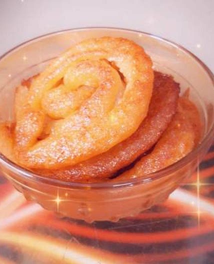 मावे की जलेबी (mawe ki jalebi recipe in Hindi)