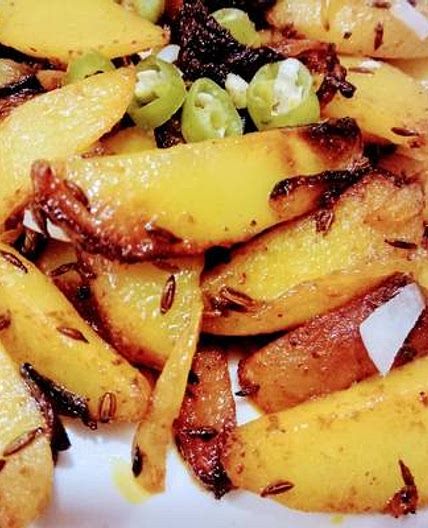 आलू भुजिया (aloo bhujiya recipe in Hindi)