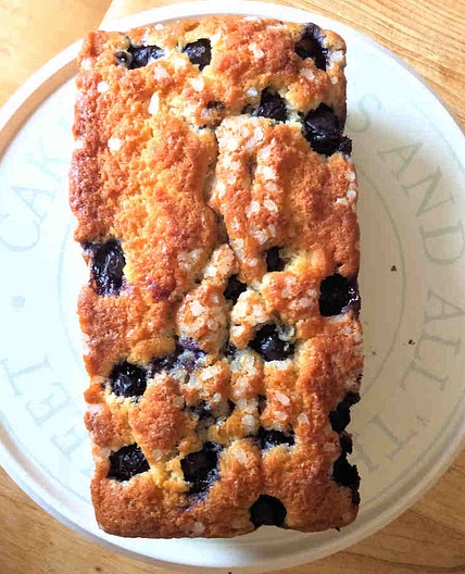 Mascarpone blueberry cake