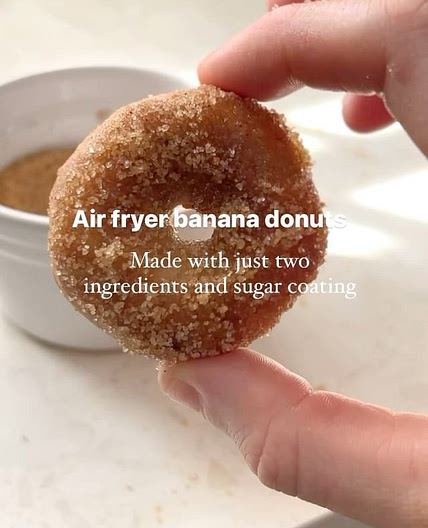 Air fryer mini banana donuts 🍌