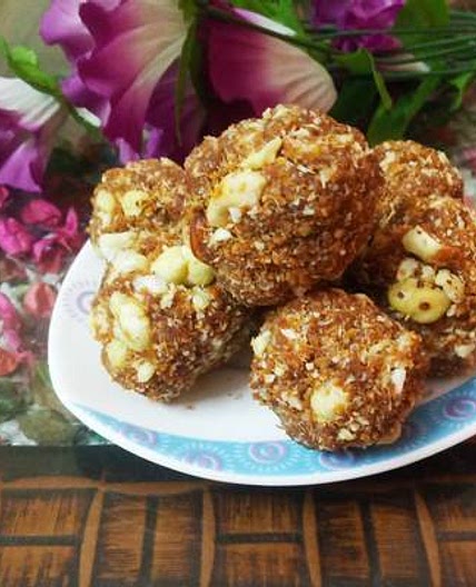 ड्राई फ्रूट लडडू (dry fruits ladoo recipe in Hindi)