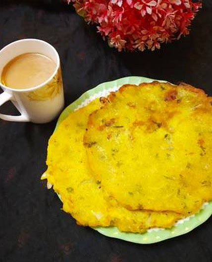 गोअन कांद्याची भाकरी (Goan Kandhachi Bhakhari Recipe In Hindi)