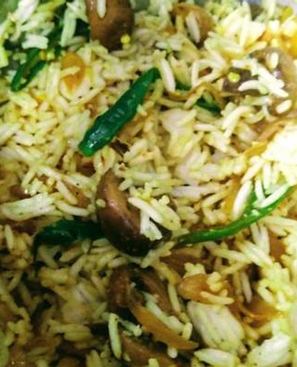 मशरूम पुलाव (Mushroom Pulao Recipe In Hindi)