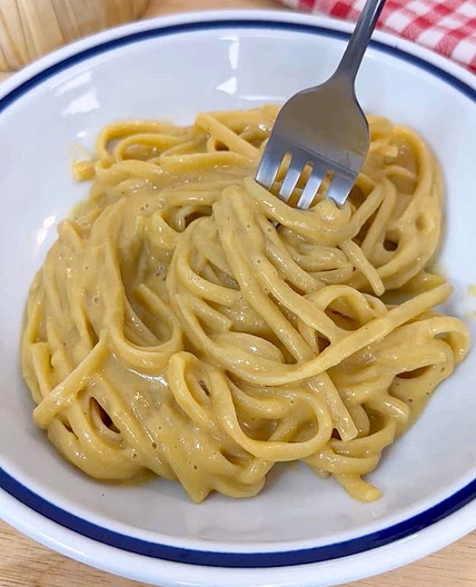 CARAMELISED ONION PASTA
