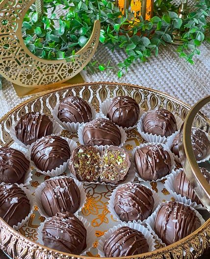 Chocolate Covered Date and Nut Truffles 