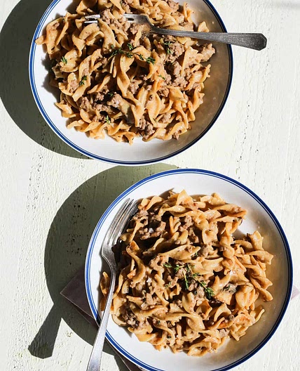 One-Pot Hamburger Helper Beef Stroganoff
