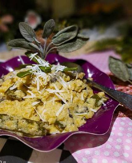 Keto-Risotto de Coliflor, Verduras y Queso de Oveja al Ras el Hanout