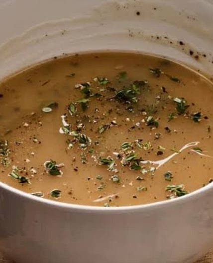 Black pepper gravy
