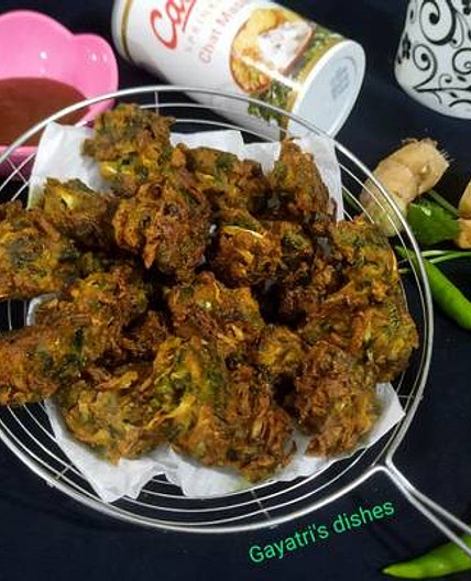 पालक की पकोड़ी (palak ki pakode recipe in Hindi)