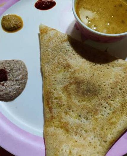 आटा और सूजी के डोसा (aata aur suji ka dosa recipe in Hindi)