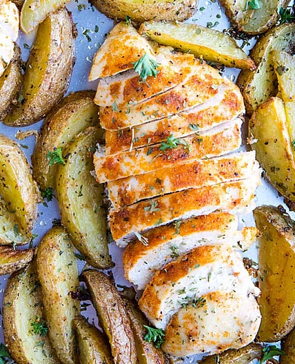 Chicken & wedges