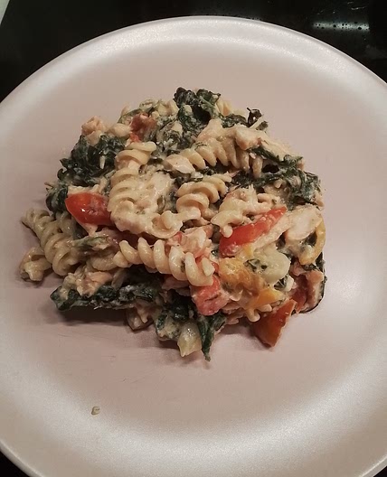 Ofenlachs mit Spinat & (veganem) Feta